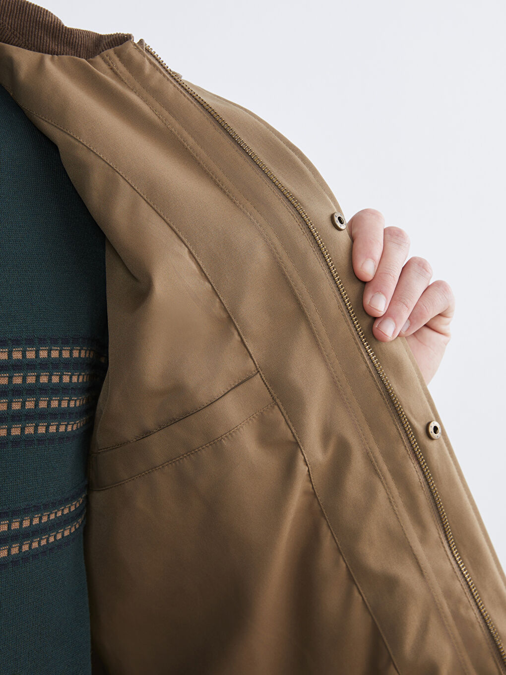 Ерлер қоңыр Күртке-4