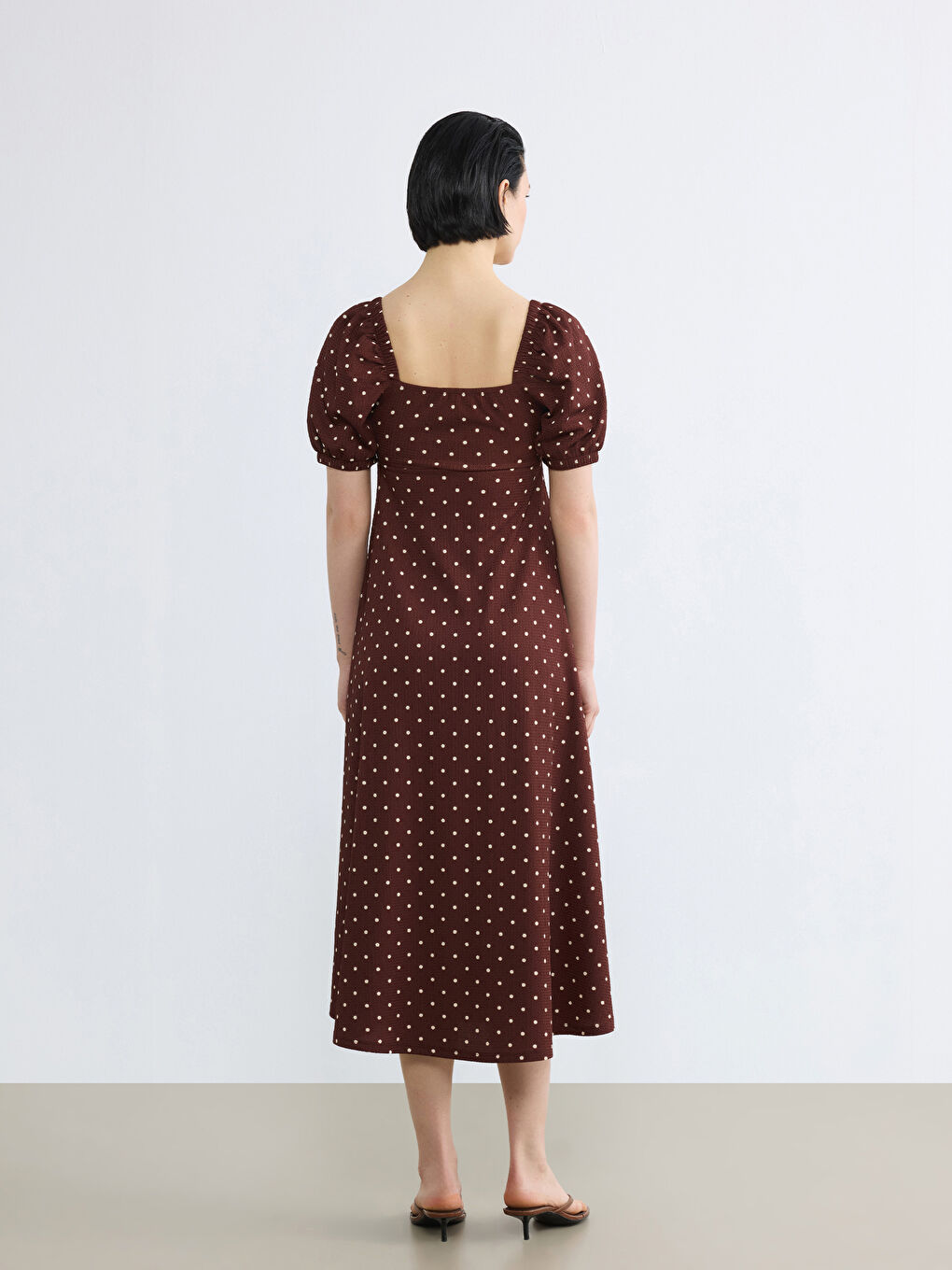 Sweetheart Neck Puff Sleeve Polka Dot Dress-3
