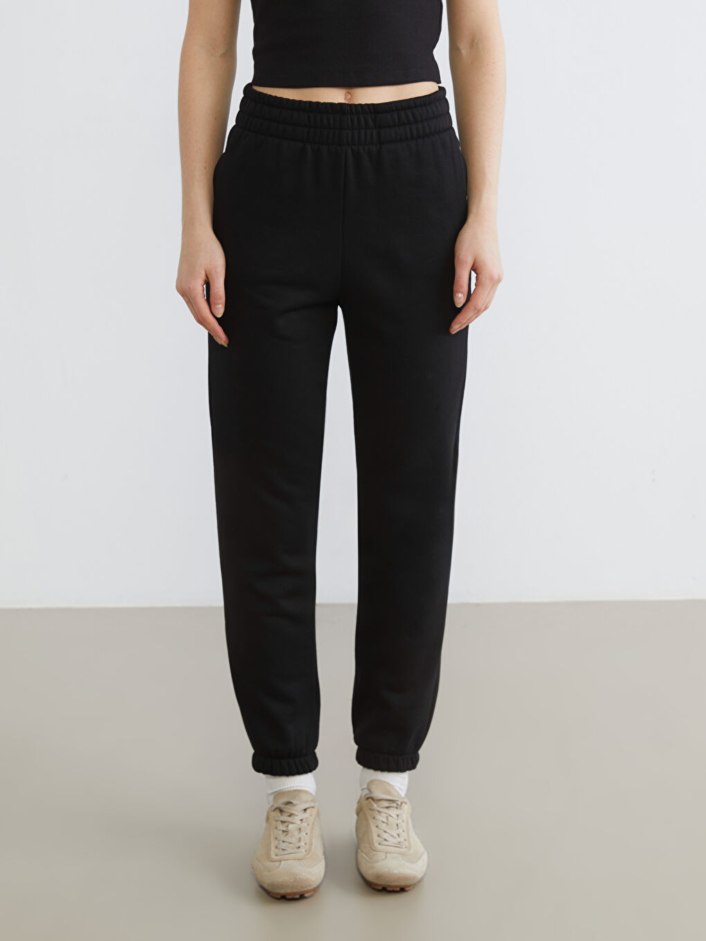 Siyah Beli Lastikli Kadın Jogger Eşofman Altı-1