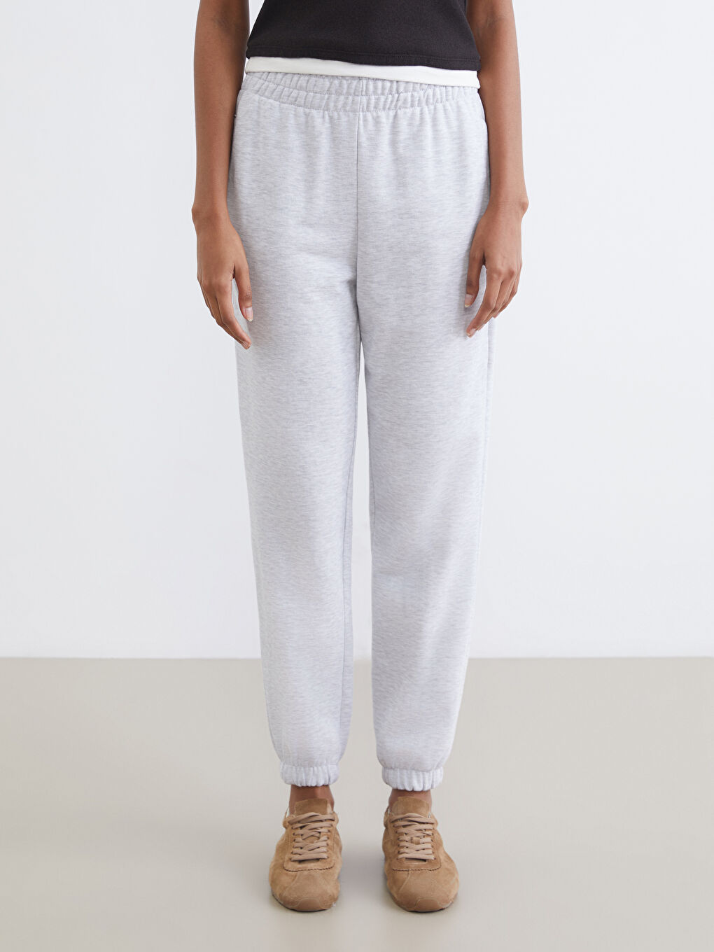 Gri Beli Lastikli Kadın Jogger Eşofman Altı-1