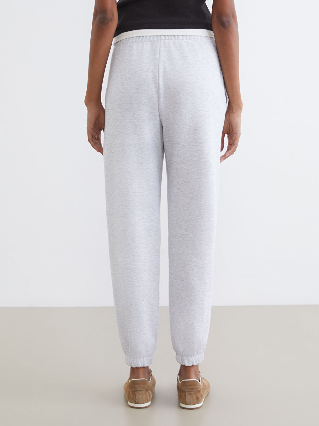 Gri Beli Lastikli Kadın Jogger Eşofman Altı-3