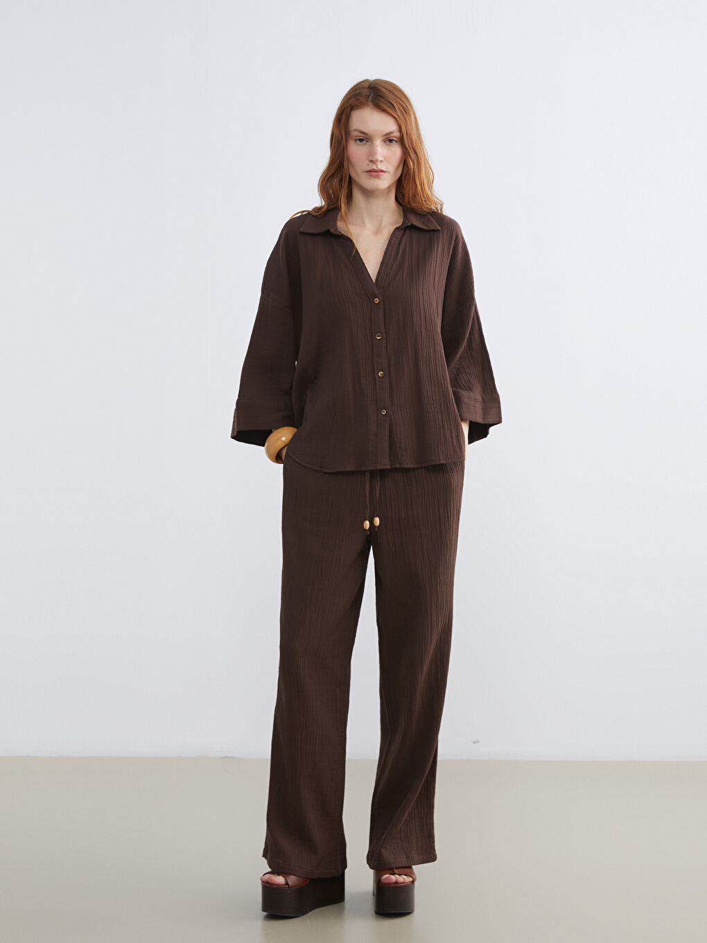 Kahverengi Beli Lastikli Kadın Müslin Pantolon