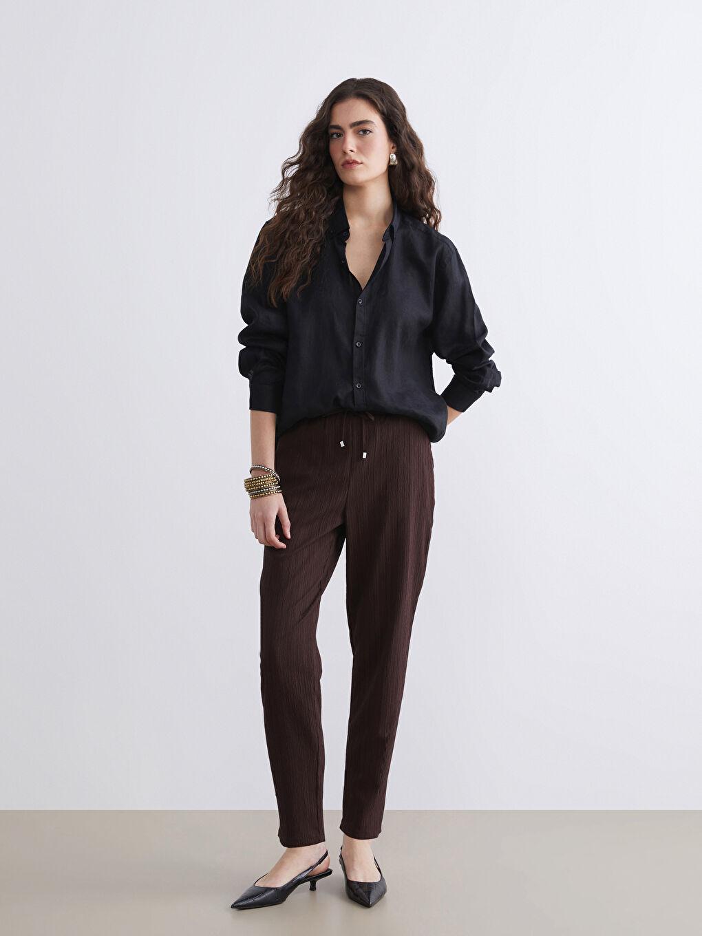 Kahverengi Beli Lastikli Dokulu Havuç Kesim Kadın Pantolon