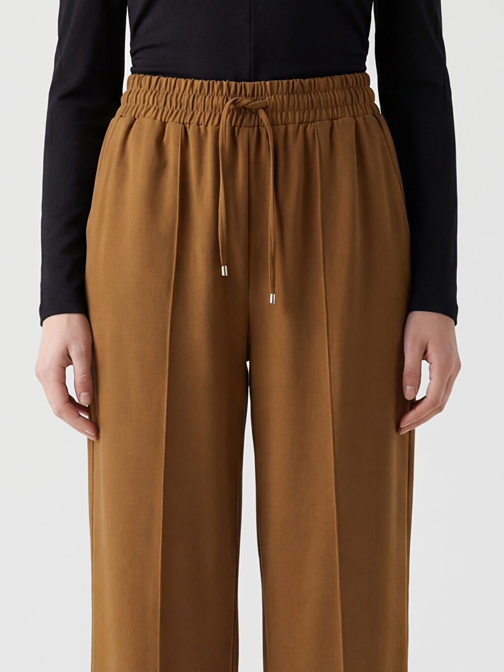 Kahverengi Beli Lastikli Geniş Paça Kadın Pantolon-3