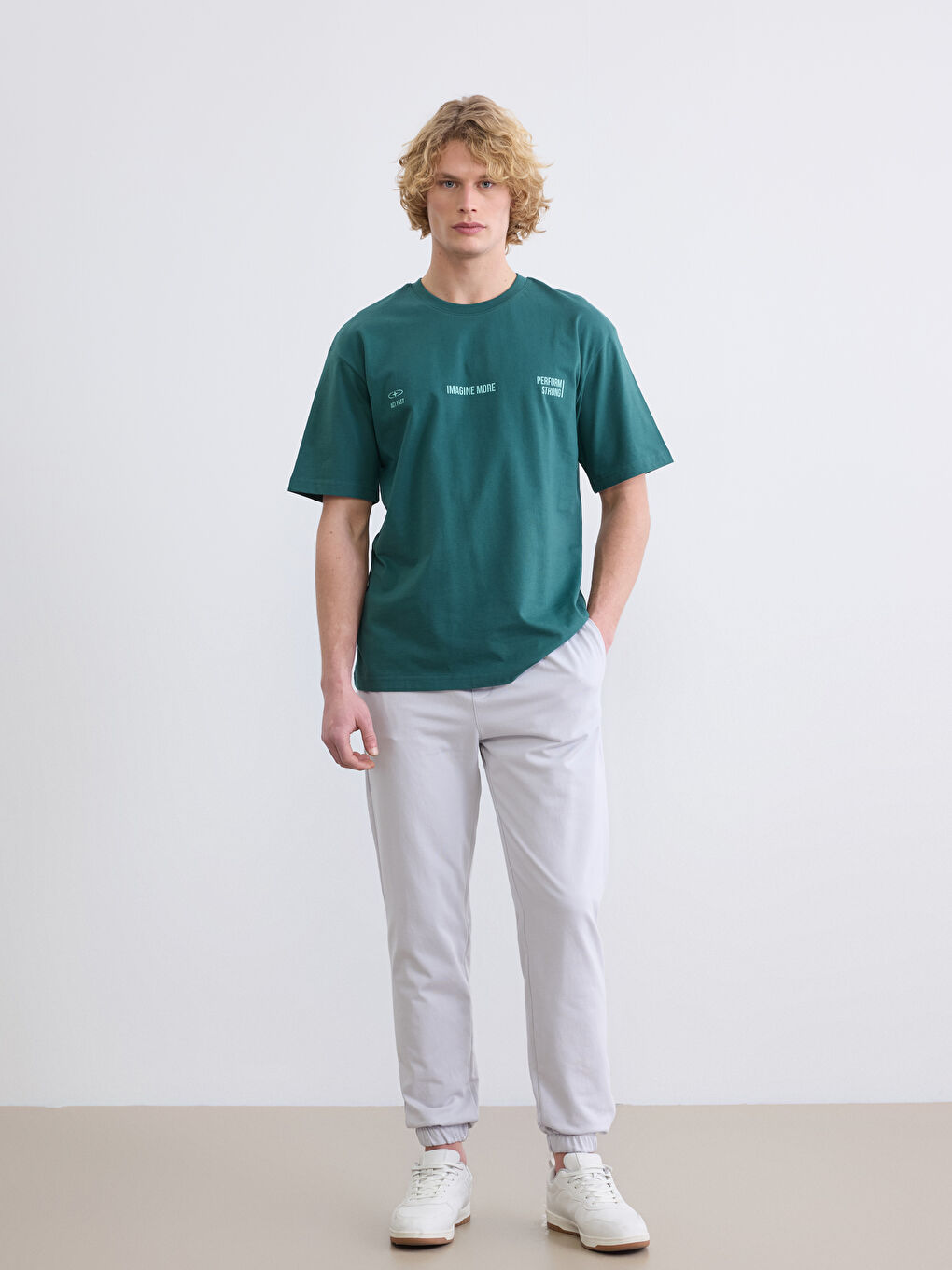 بنطال رياضي رجالي بمقاس عادي