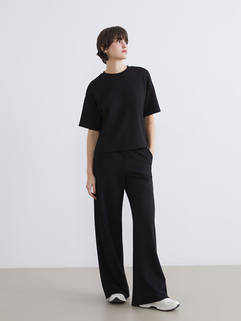 Siyah Geniş Paça Soft Touch Kadın Eşofman Altı