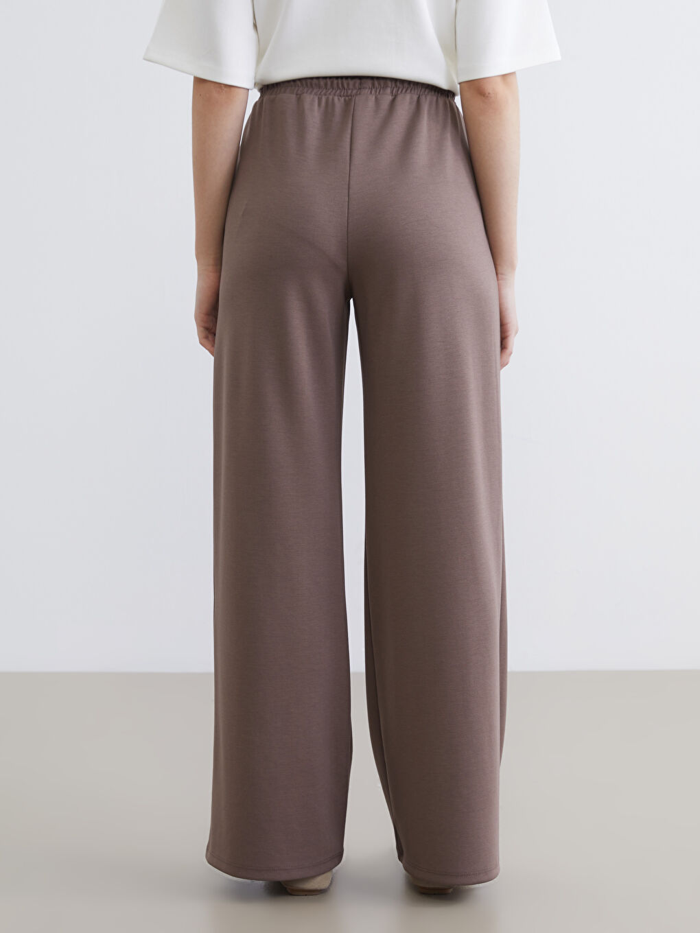 Kahverengi Geniş Paça Soft Touch Kadın Eşofman Altı-3