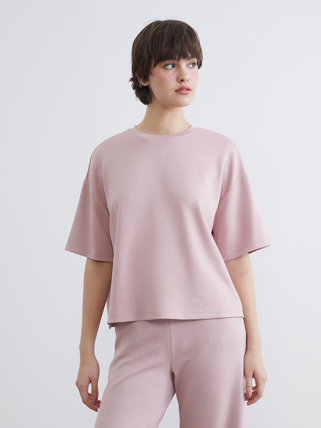 Pembe Bisiklet Yaka Soft Touch Oversize Kadın Tişört