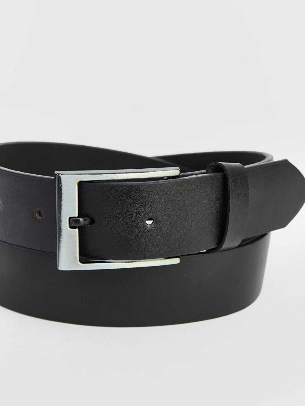 Siyah Deri Görünümlü Metal Tokalı Erkek Kemer-1