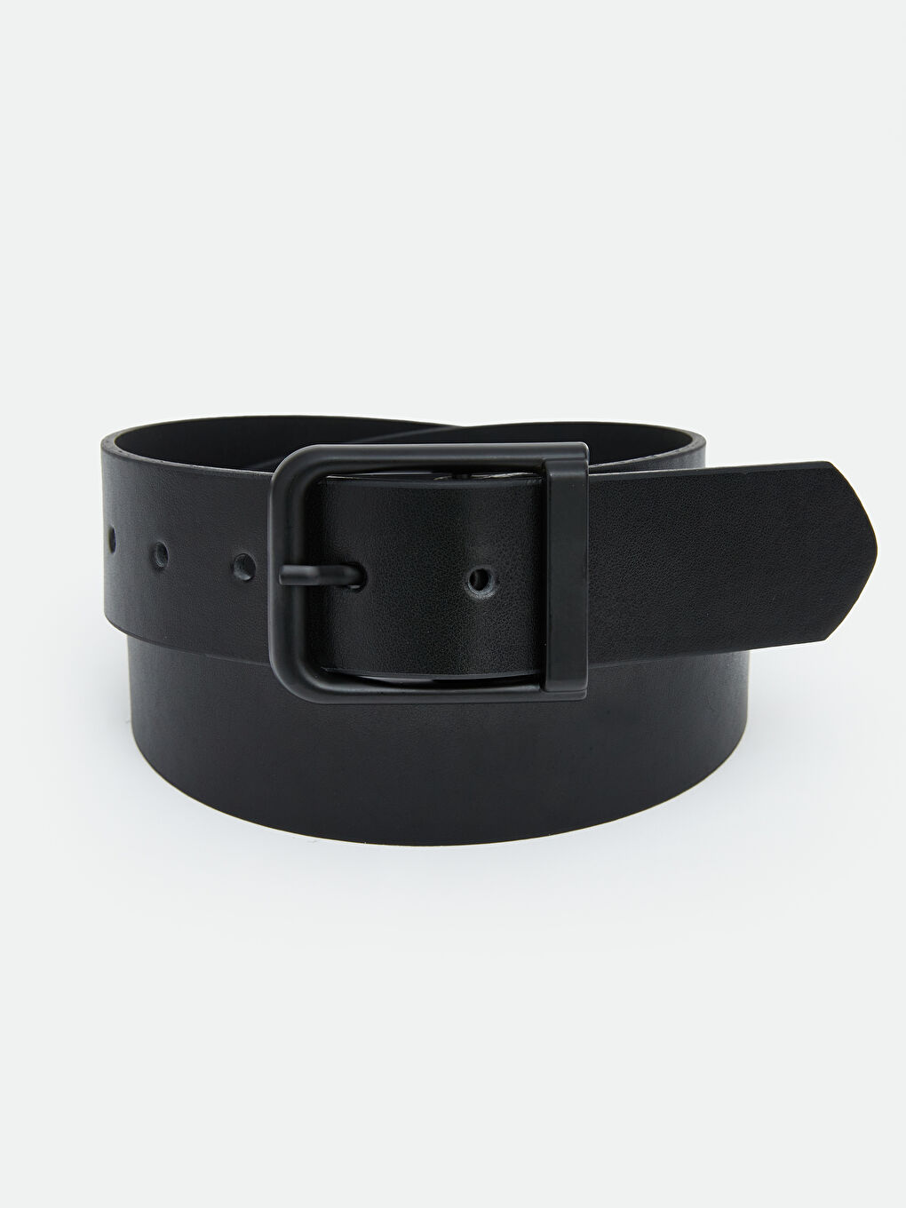 Siyah Deri Görünümlü Erkek Kemer