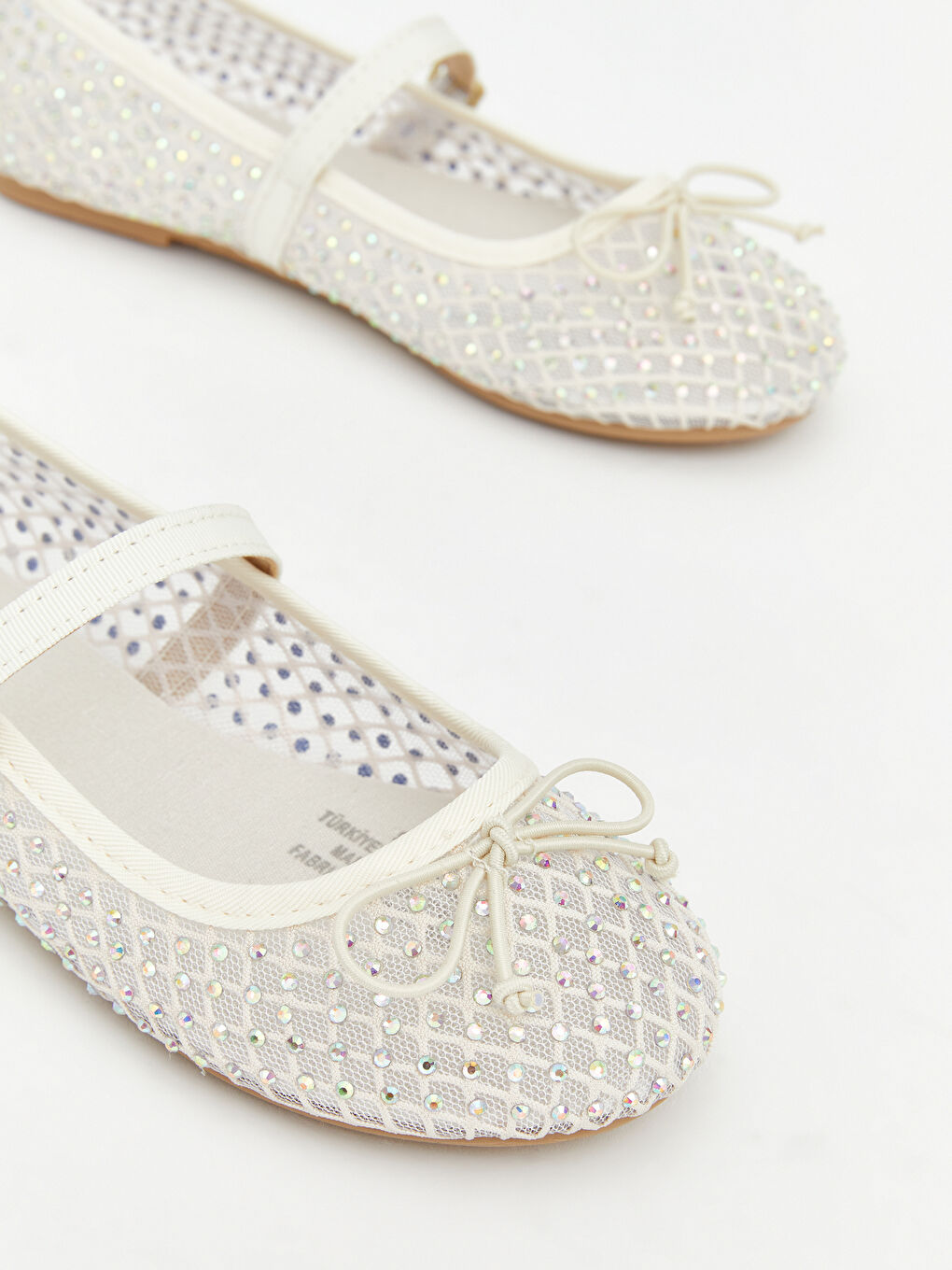 Ekru Fiyonk Detaylı Kız Çocuk Babet -2