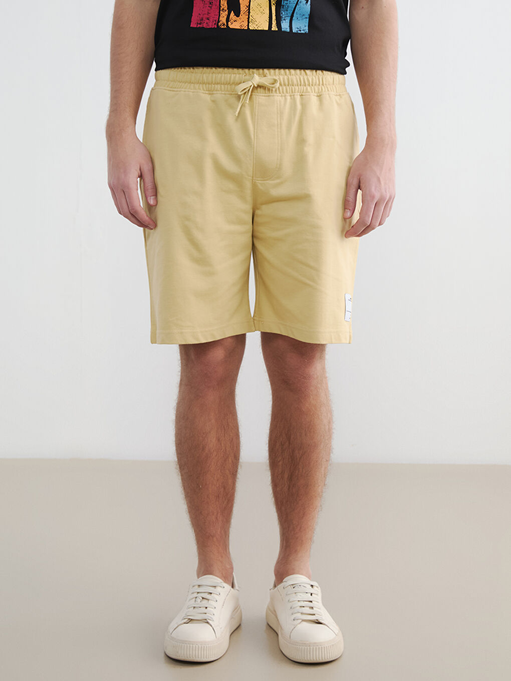 قصة عادية شورت رجالي من خيطين-1