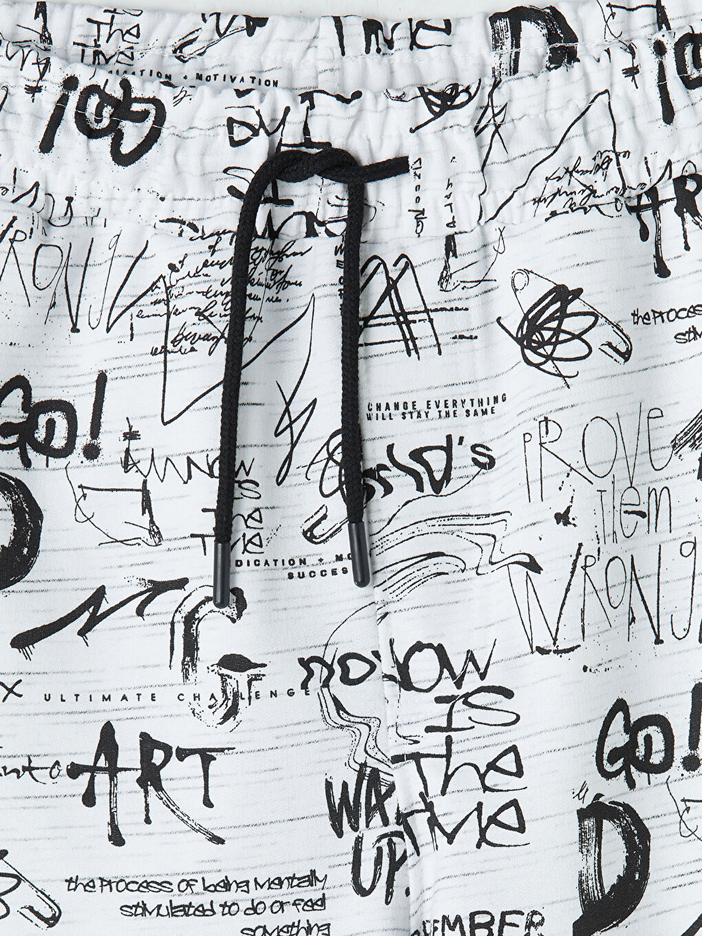 Beyaz Baskılı Erkek Şort-6