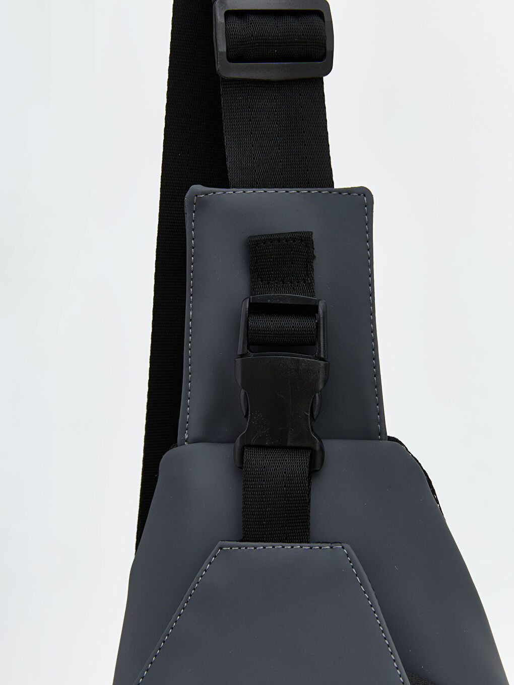 Gri Çift Bölmeli Erkek Göğüs Çantası-2