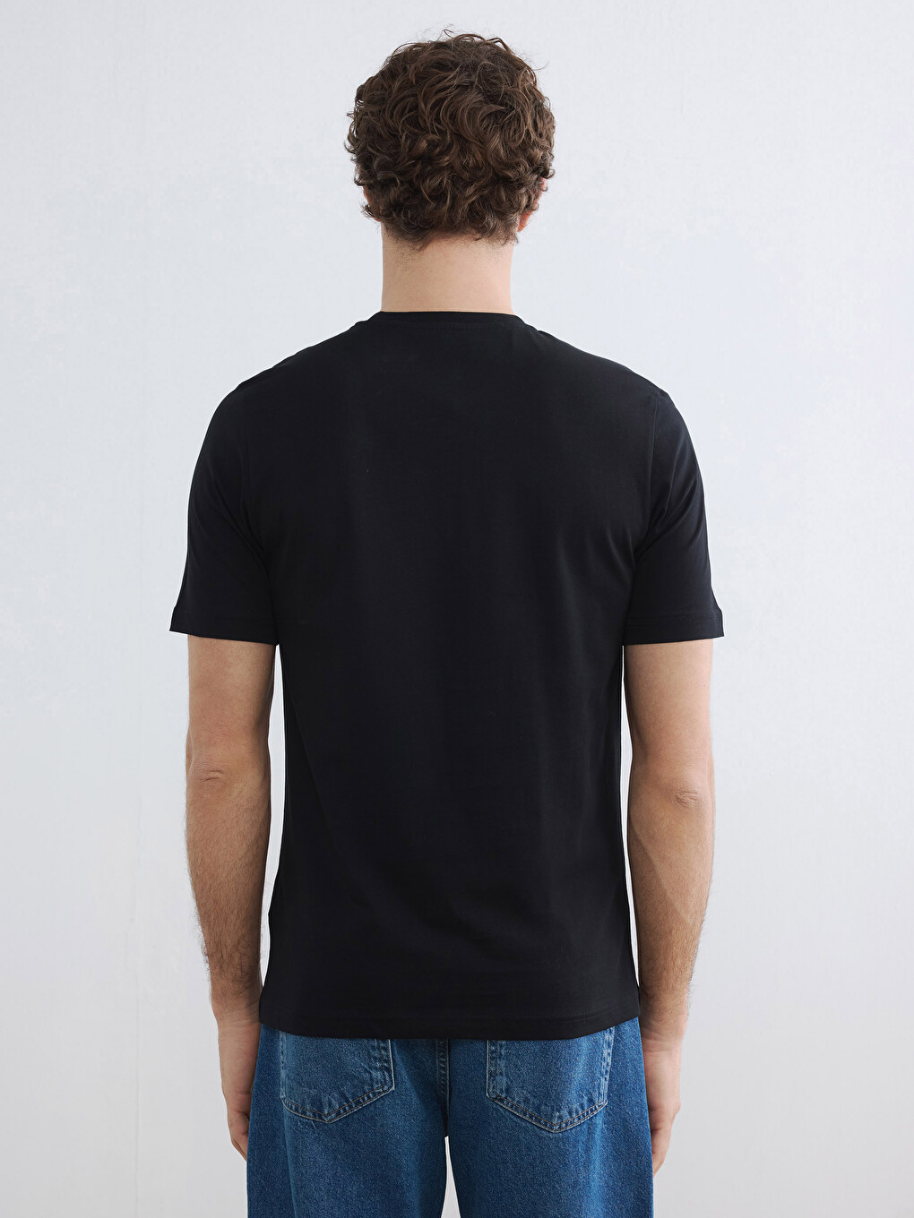 Crew Neck Embroidered Men's T-Shirt-3