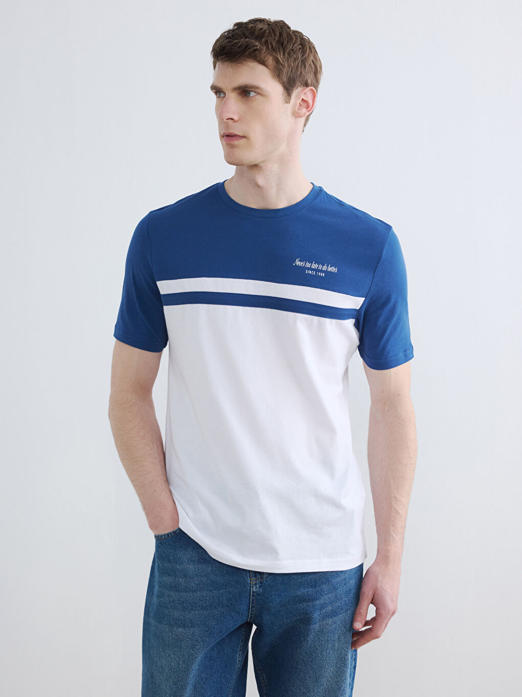 Mavi Bisiklet Yaka Renk Bloklu Penye Erkek Tişört