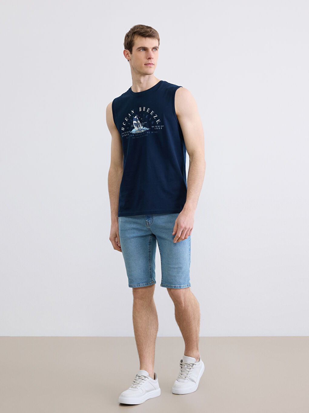 Crew Neck Printed Men's Sleeveless T-Shirt-1