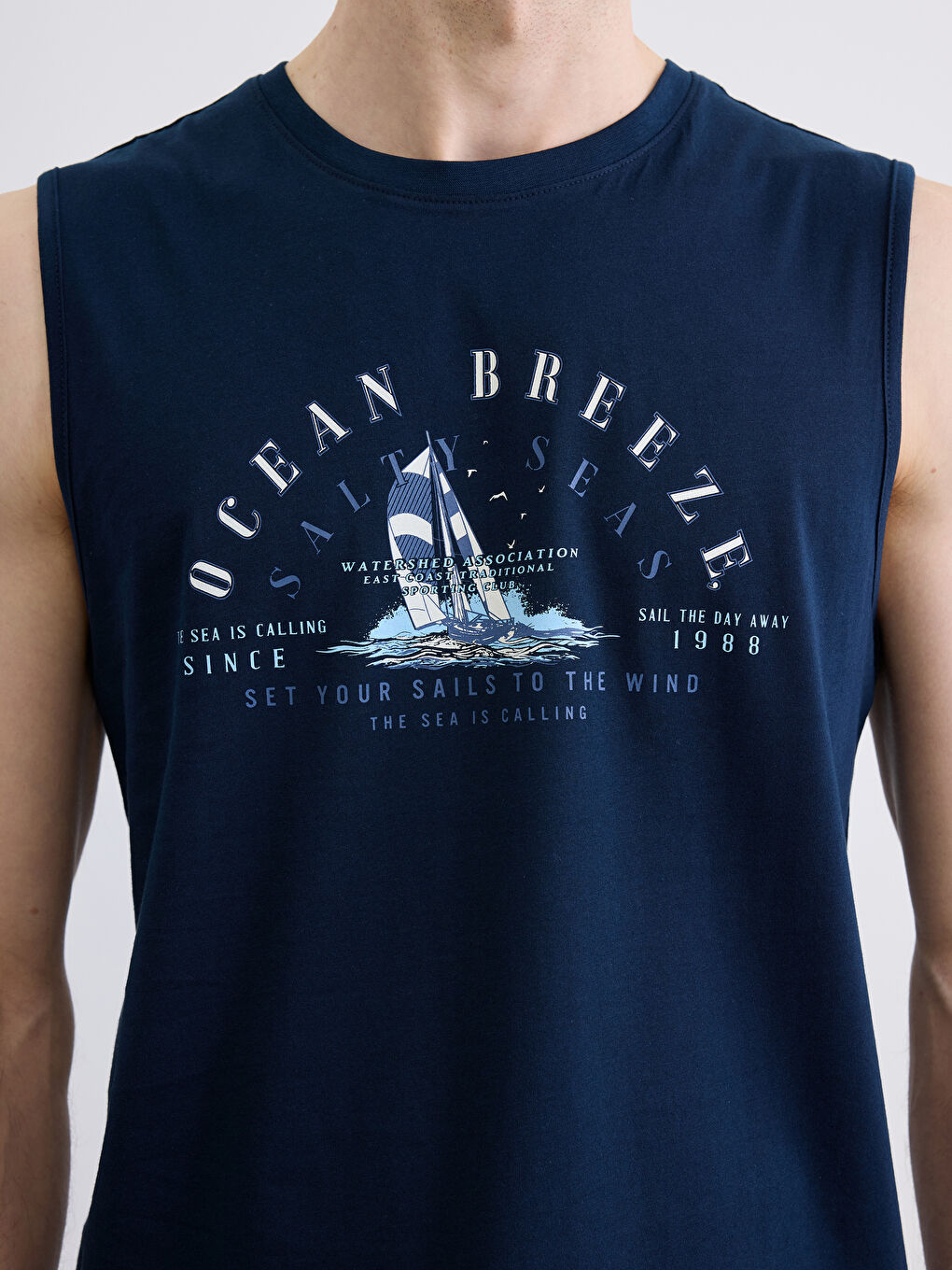 Crew Neck Printed Men's Sleeveless T-Shirt-2