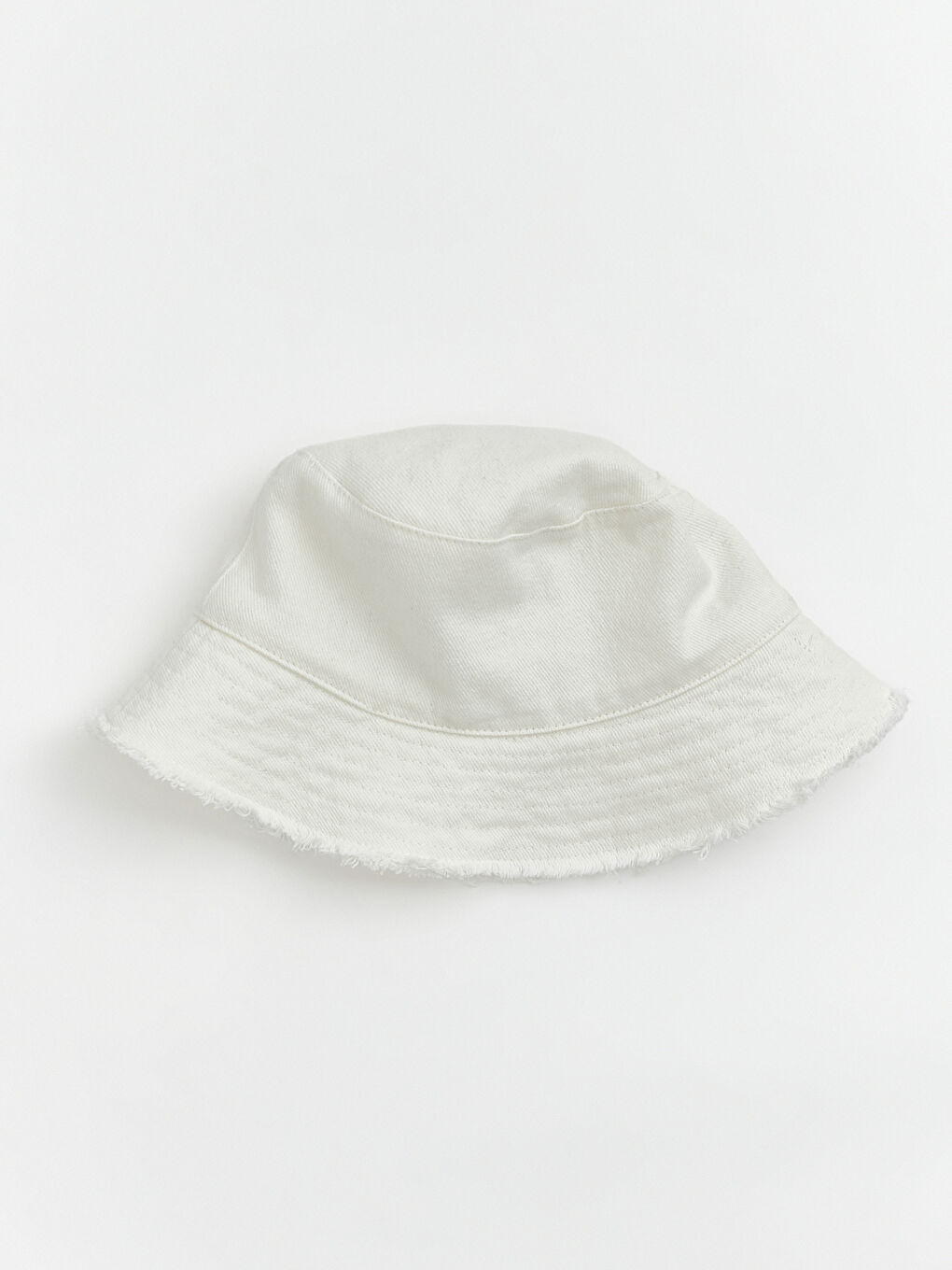 გოგონა თეთრი თაიგულის ქუდი-1