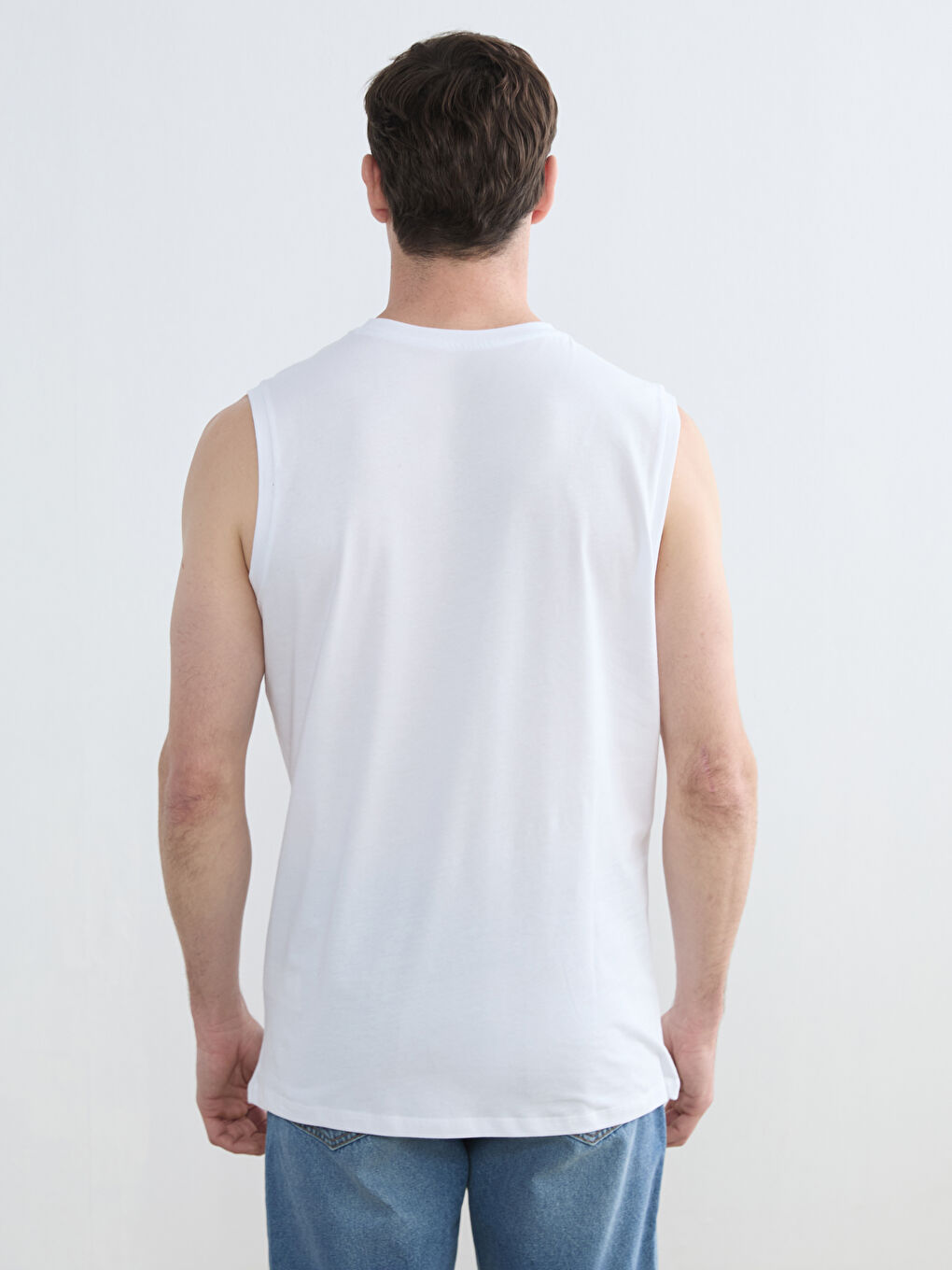 Beyaz Bisiklet Yaka Baskılı Erkek Kolsuz Tişört-3