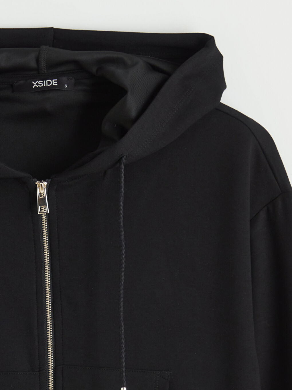 Siyah Kapüşonlu Soft Touch Kadın Fermuarlı Sweatshirt-1