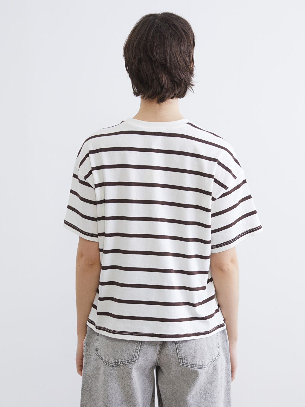 Kahverengi New York Baskılı Oversize Kadın Tişört-3