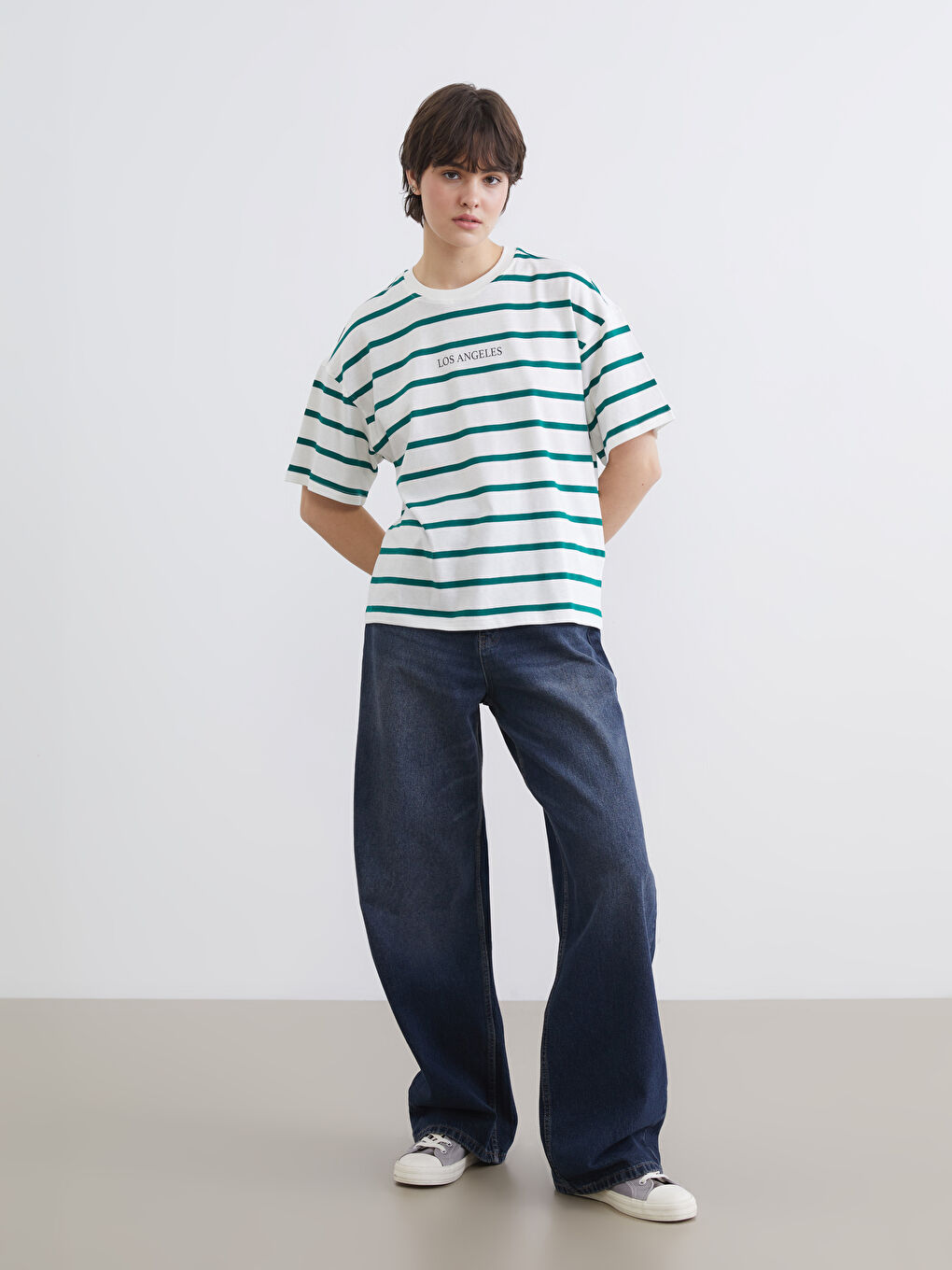 Yeşil Los Angeles Baskılı Oversize Kadın Tişört-1