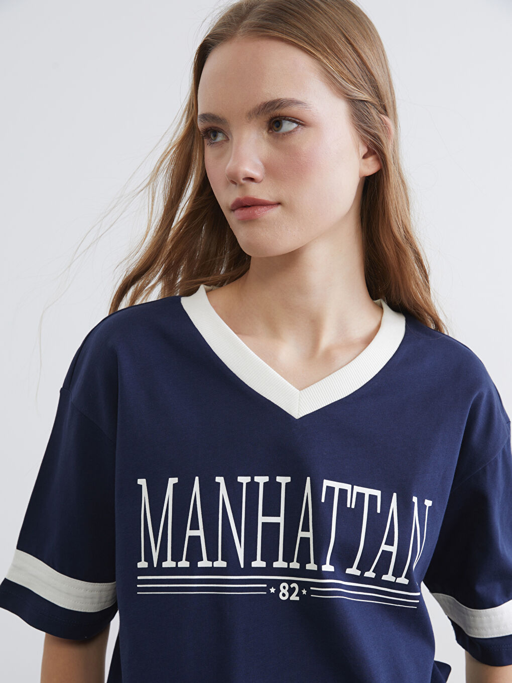 Manhattan Print Oversized V-Neck Women's T-Shirt-2