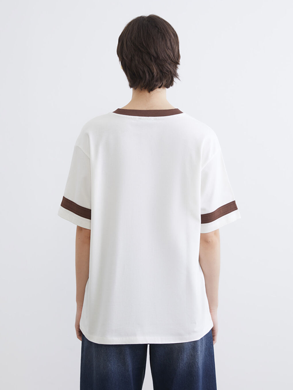 Bej V Yaka Los Angeles Baskılı Oversize Kadın Tişört-3