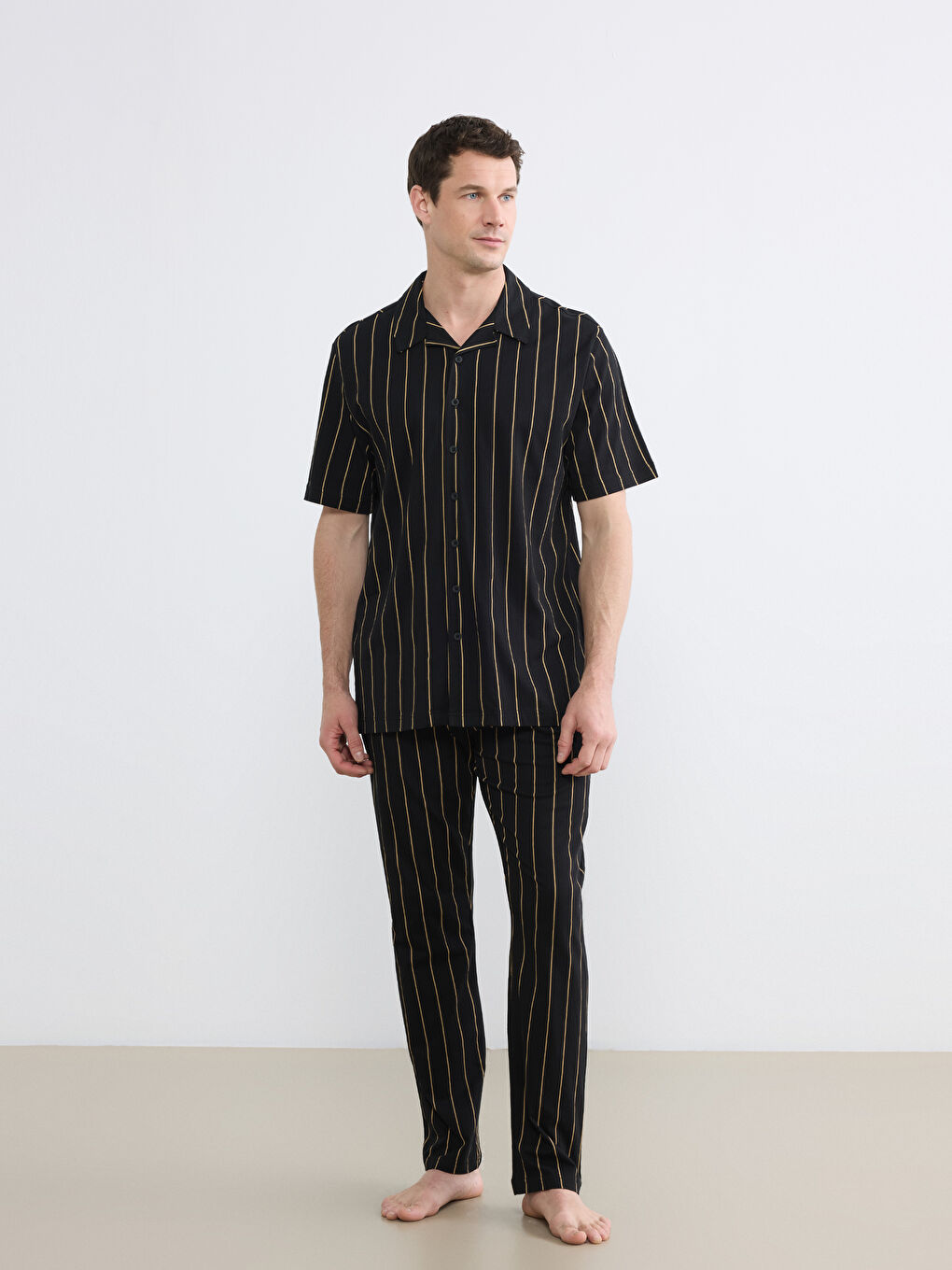 Siyah Standart Kalıp Çizgili Penye Erkek Pijama Takım
