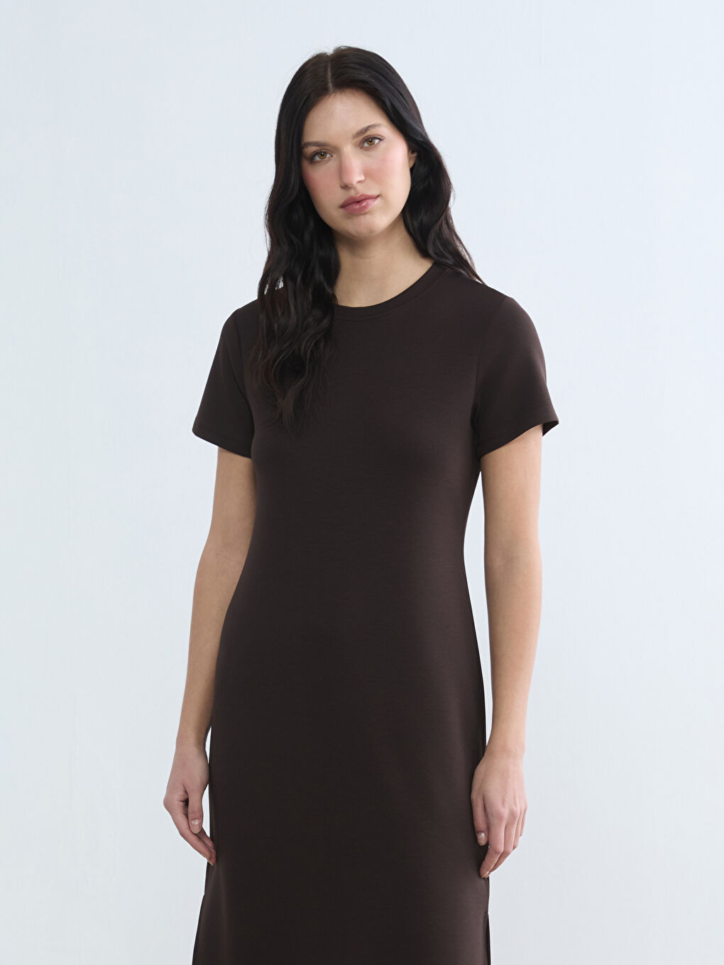 Kahverengi Bisiklet Yaka Yırtmaçlı Elbise-1