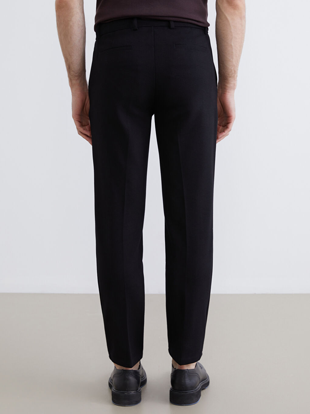 Siyah Standart Kalıp Erkek Pantolon-3