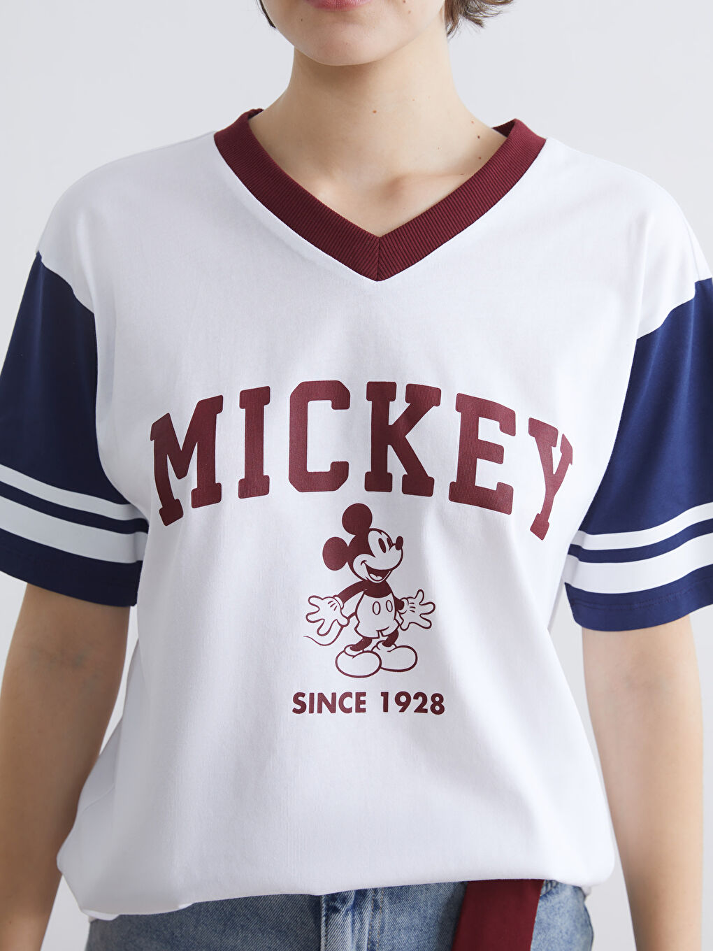 تیشێرت سپی ژن-2