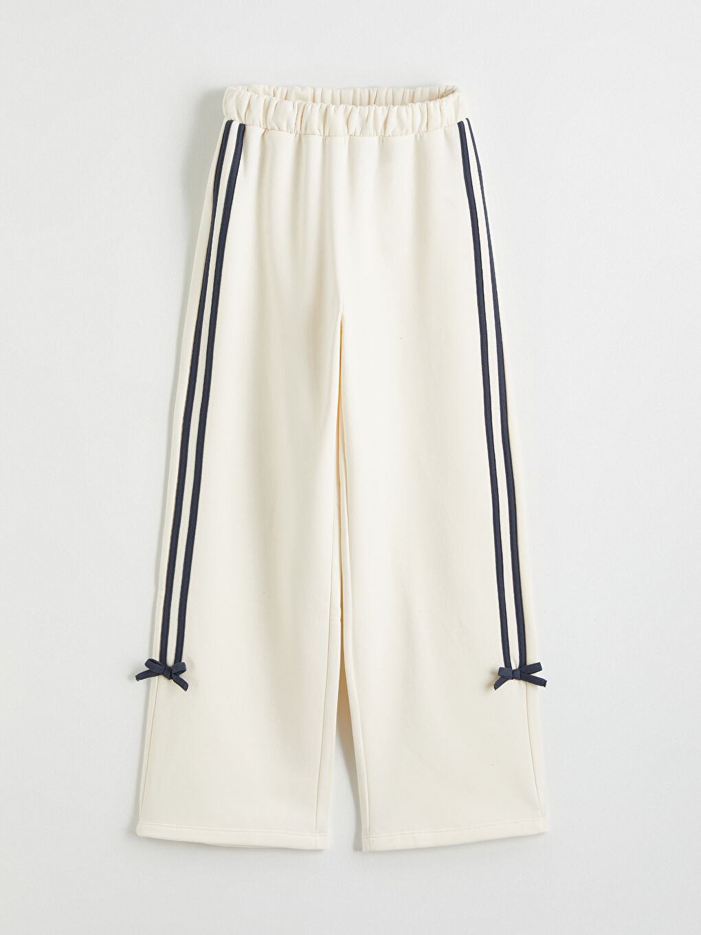 Girl's Crew Neck Sweatshirt and Joggers with Bow Detail-5