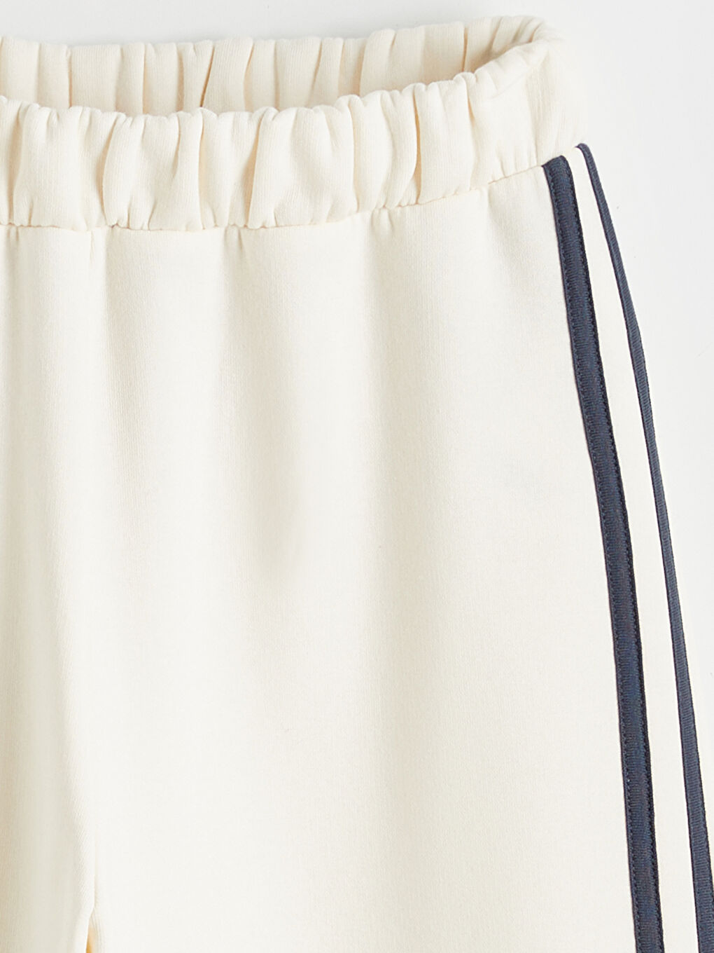 Girl's Crew Neck Sweatshirt and Joggers with Bow Detail-6