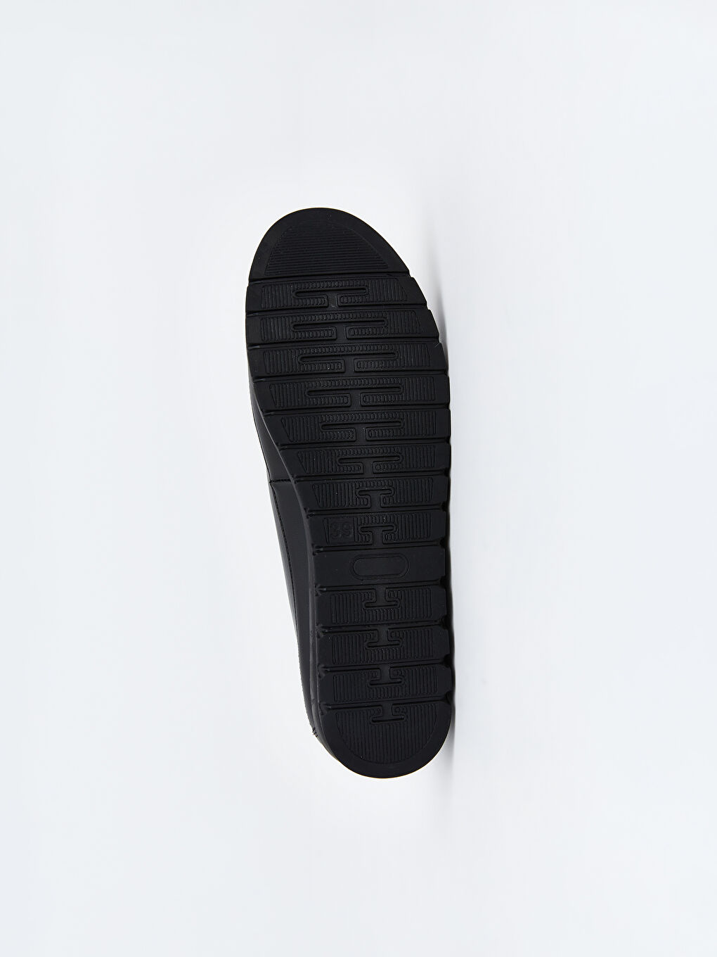 Siyah Deri Görünümlü Kadın Klasik Ayakkabı-3