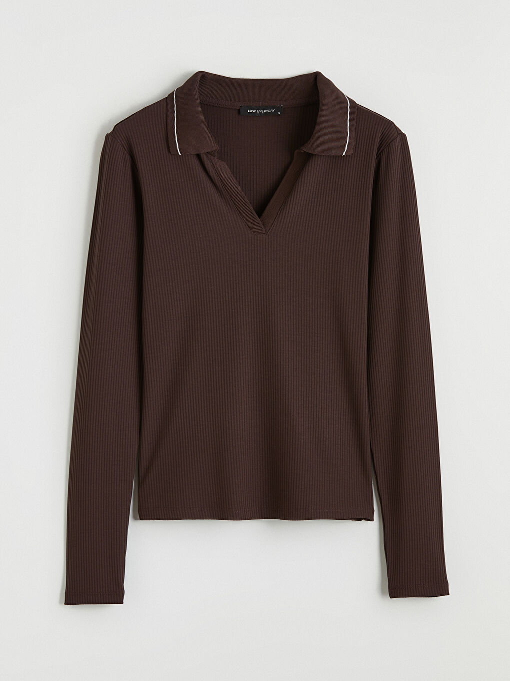 Kahverengi Polo Yaka Fitilli Kadın Tişört-4