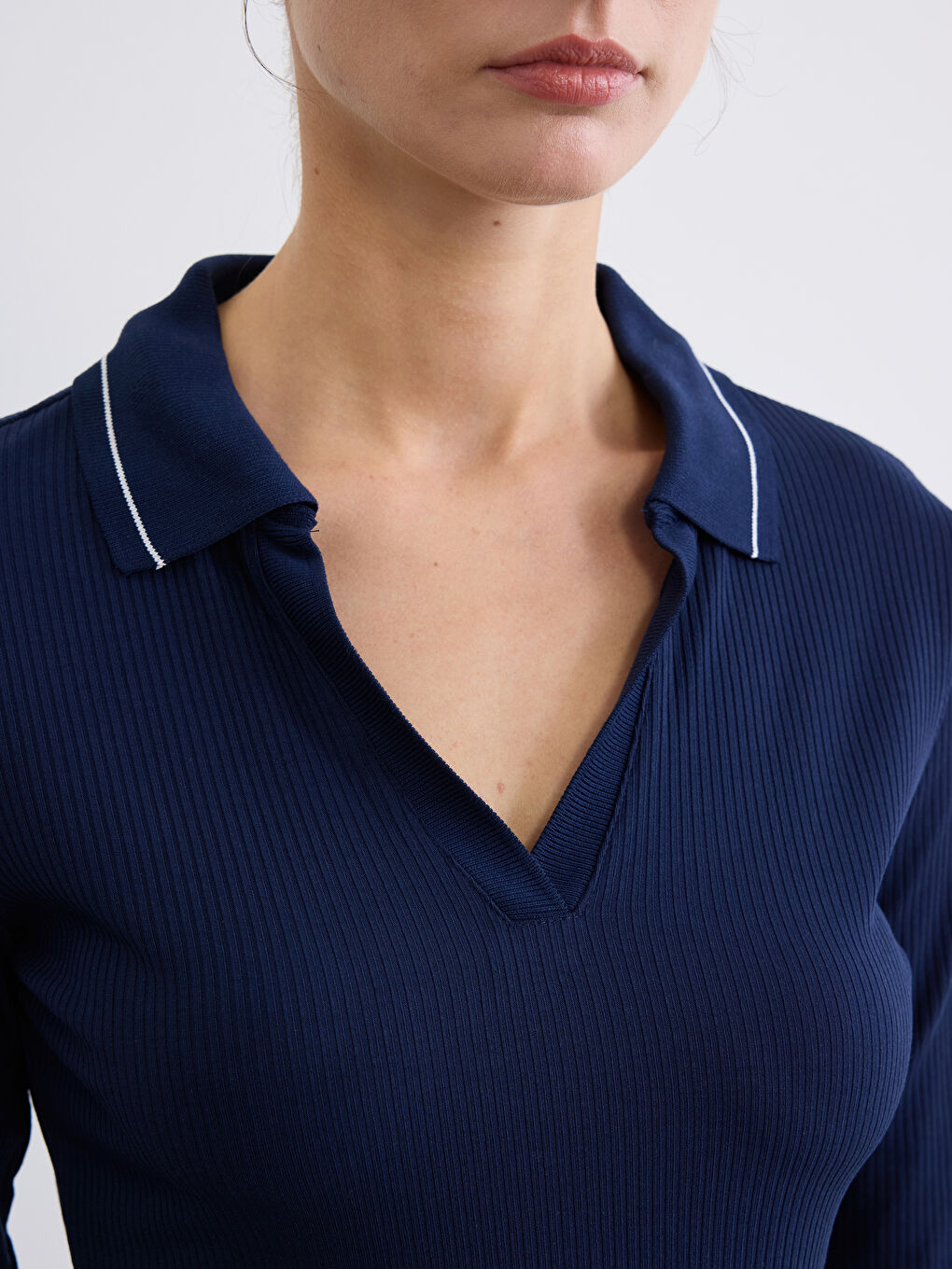 Lacivert Polo Yaka Fitilli Kadın Tişört-2