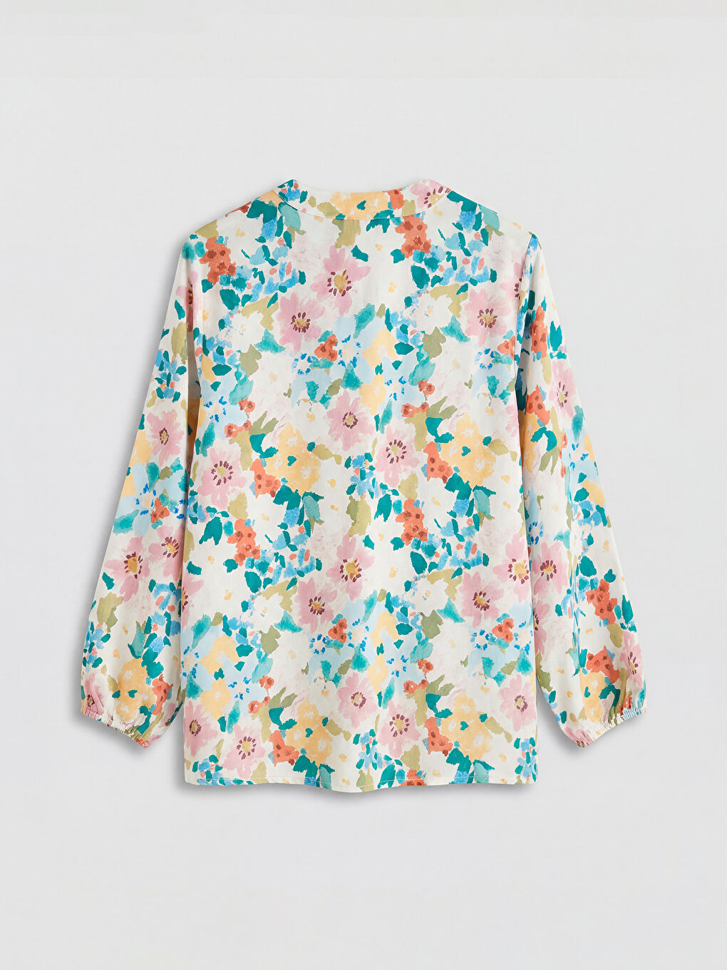 بلوزة نسائية مزينة بربطة عنق مزهرة-4