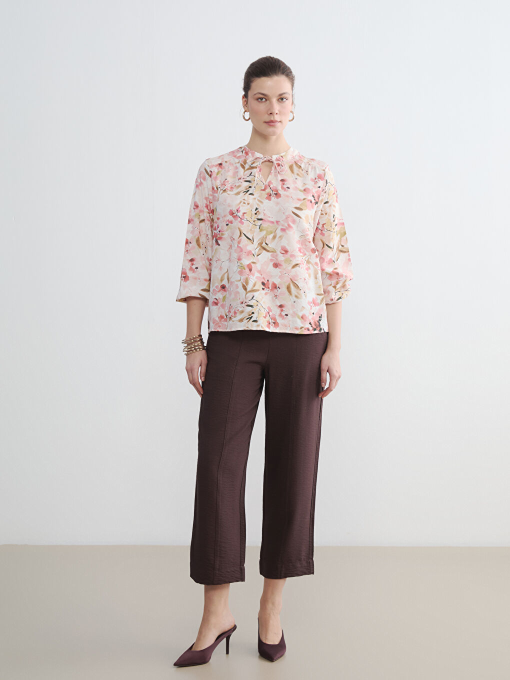 Women's Tie Neck Floral Blouse-1