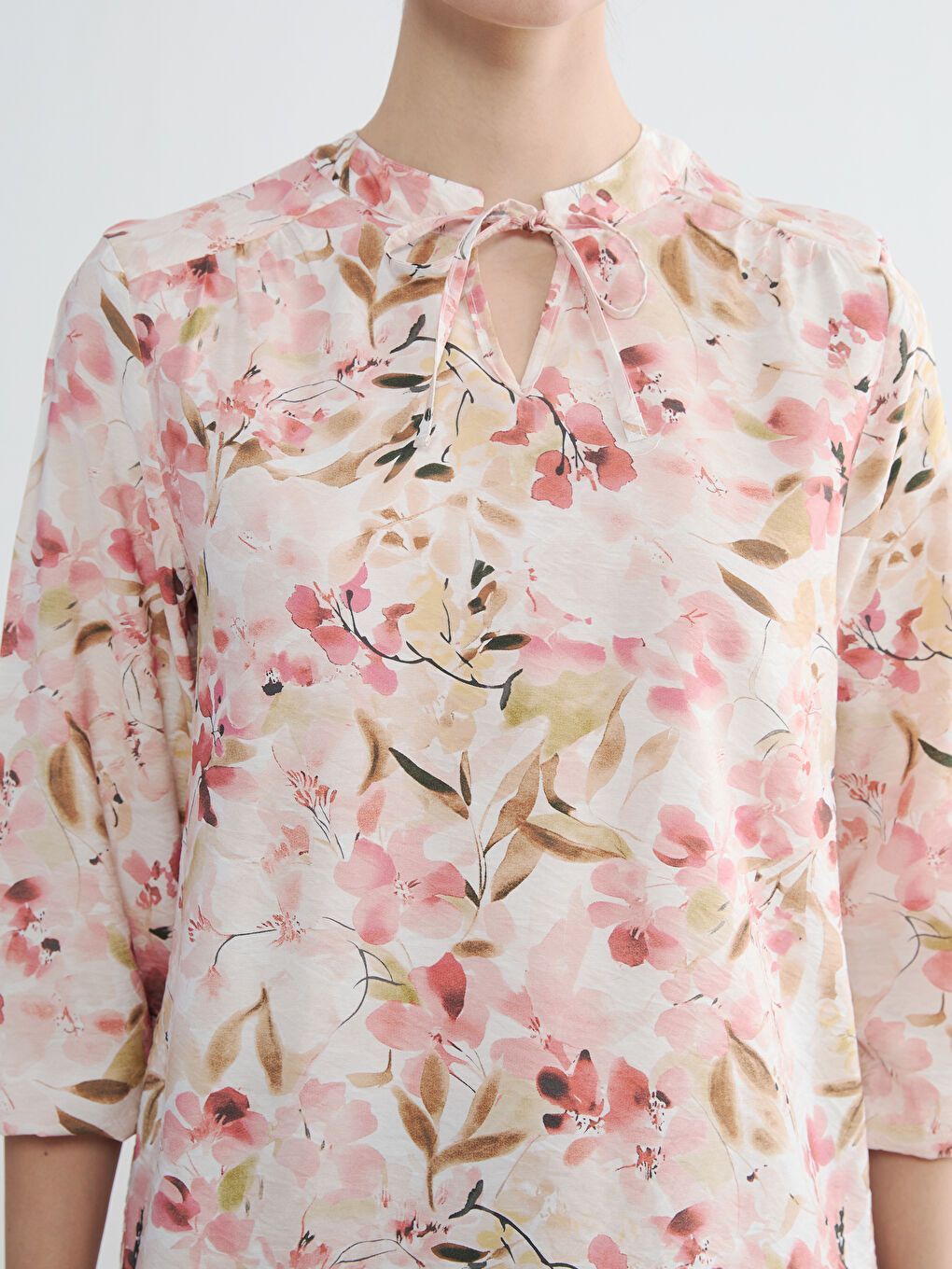 Women's Tie Neck Floral Blouse-2