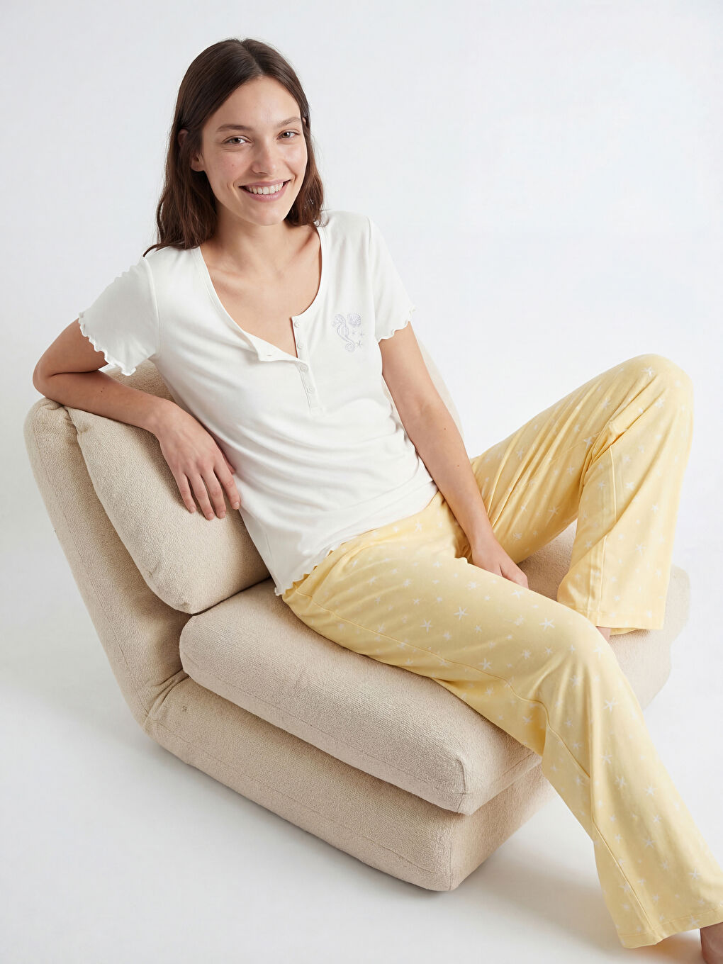 Sarı Bisiklet Yaka Baskılı Kadın Pijama Takımı
