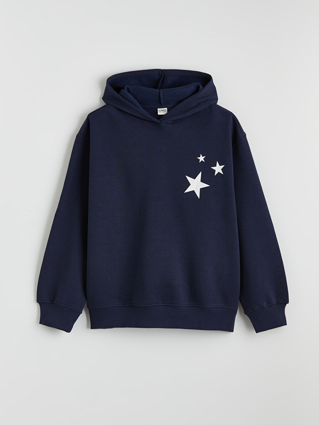 Худі з принтом для дівчат: затишок і стиль без зайвих зусиль.