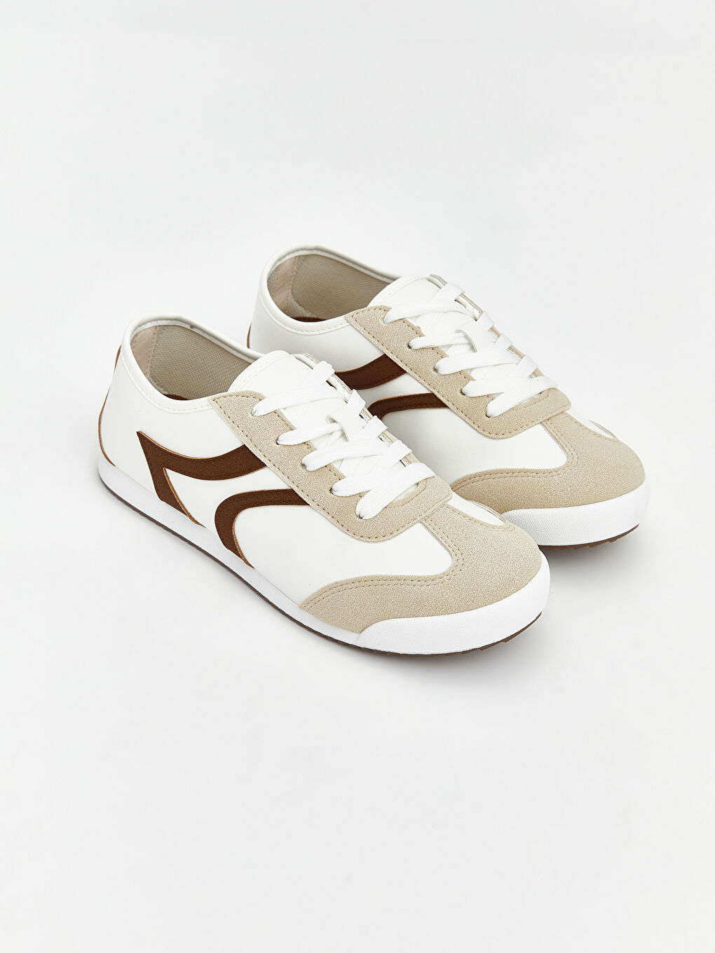 Әйелдер сарғыш Кроссовкалар