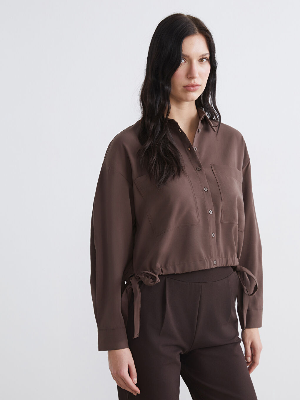 Kahverengi Bağcıklı Oversize Kadın Gömlek	