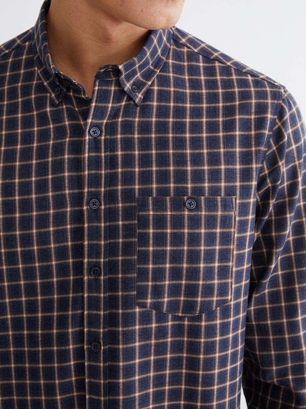 Стандартная клетчатая габардиновая мужская рубашка-2