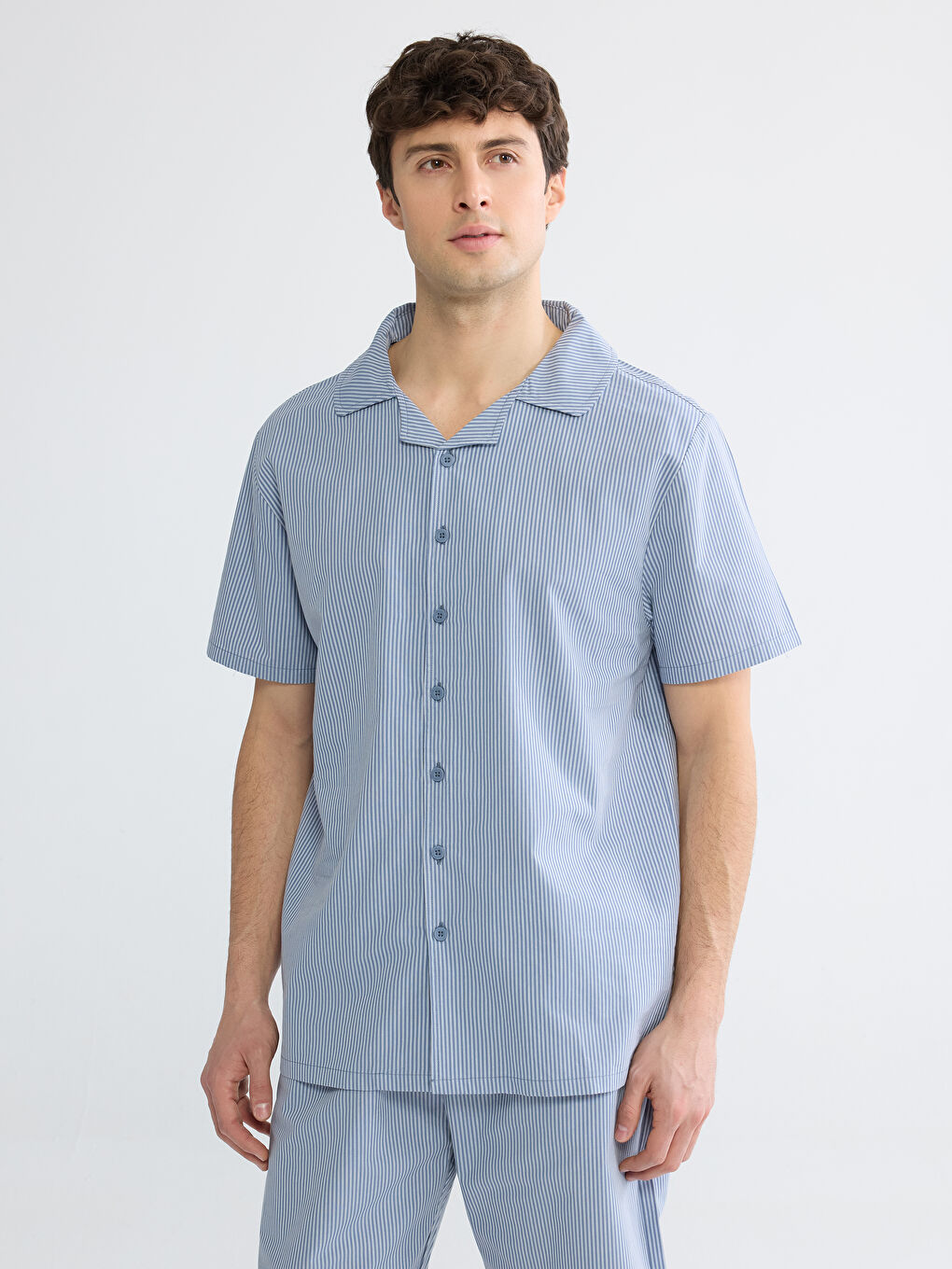 Ensemble pyjama court rayé pour homme coupe régulière-1