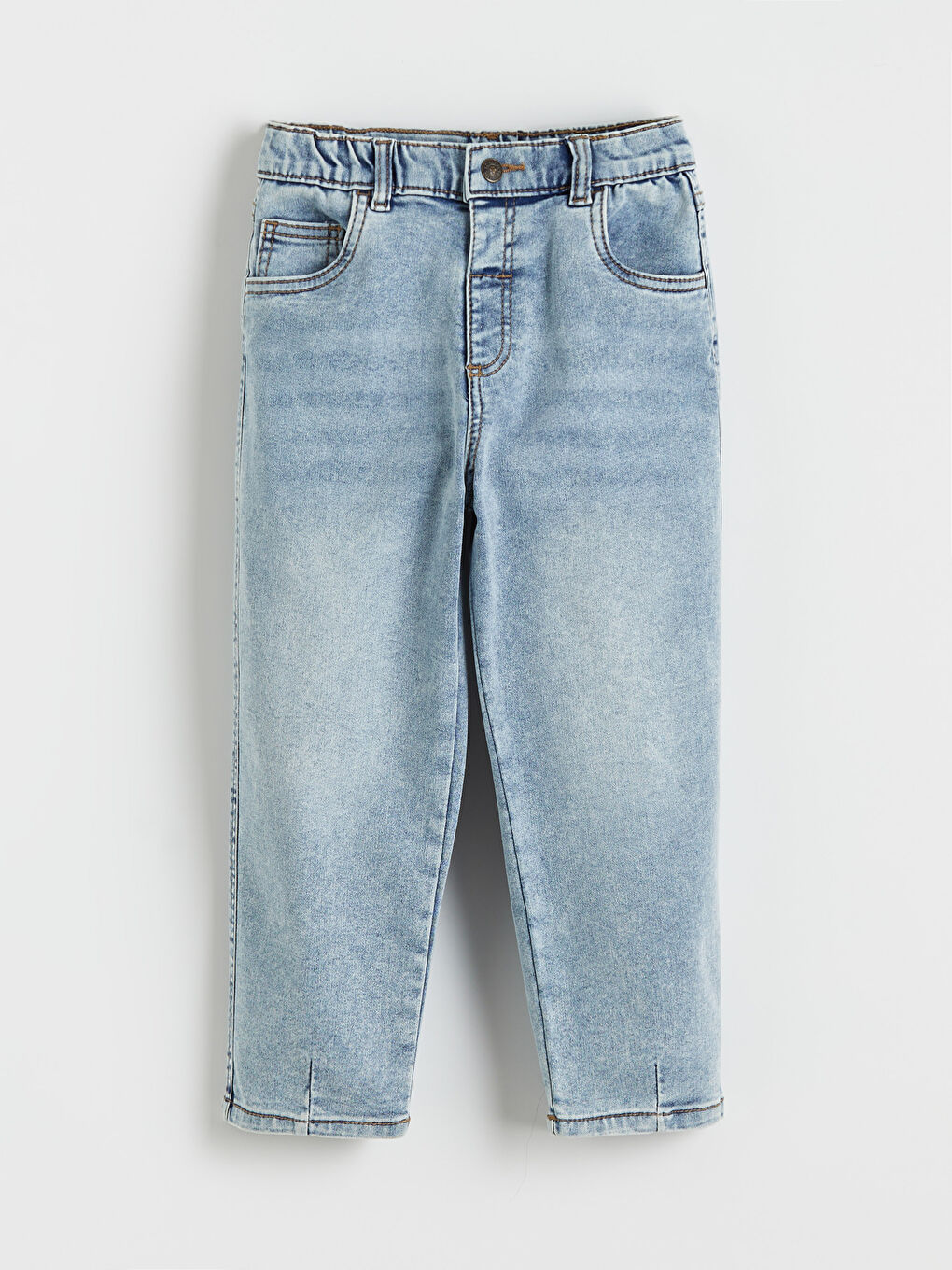 Effortless style for the young trendsetter: Introducing our Baggy Fit Boys' Trousers.