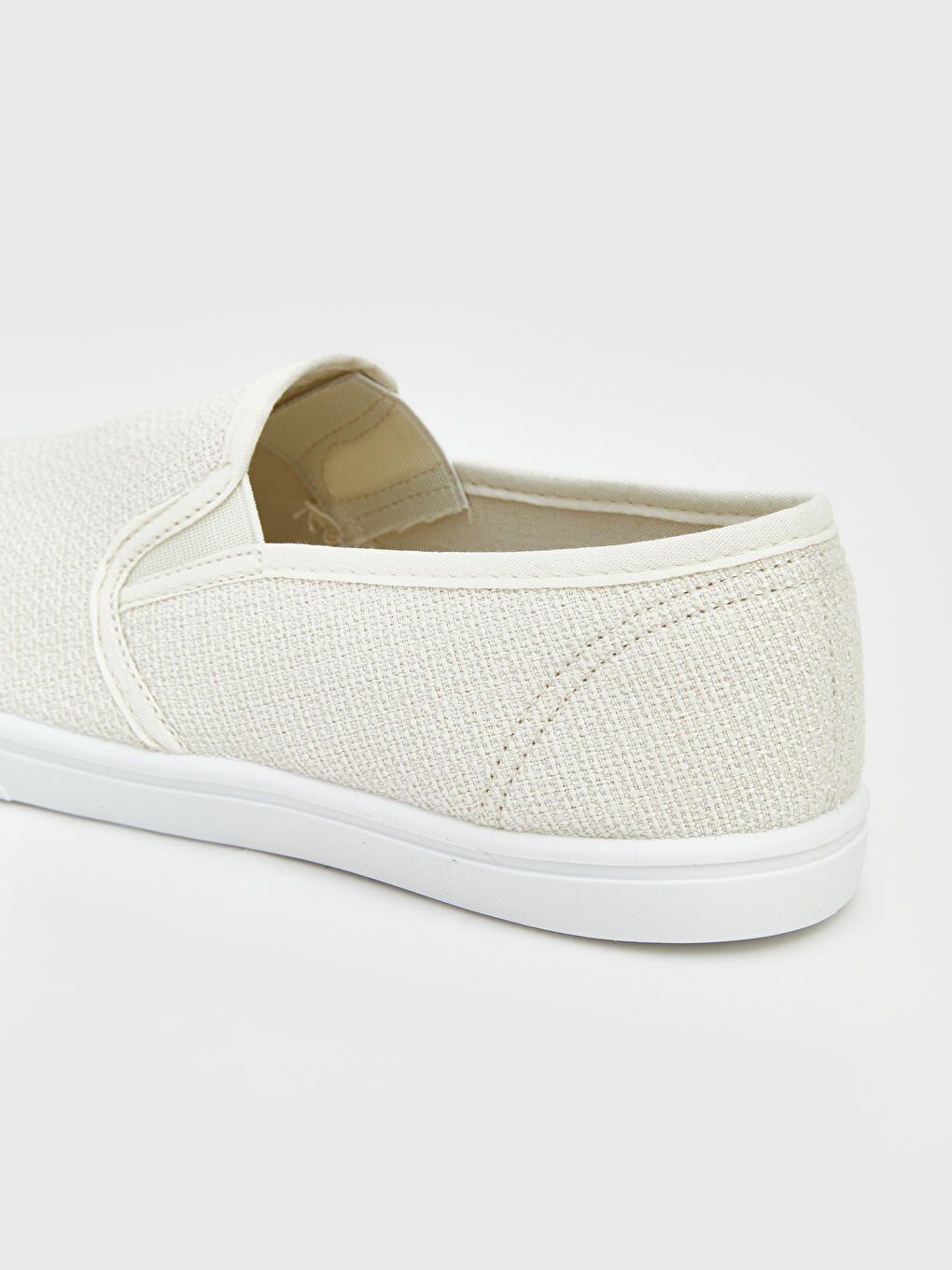 أحذية رياضية مفصلة للسيدات-4