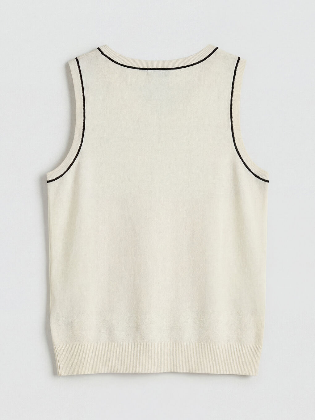 Beyaz U Yaka Kadın Triko Kazak-5